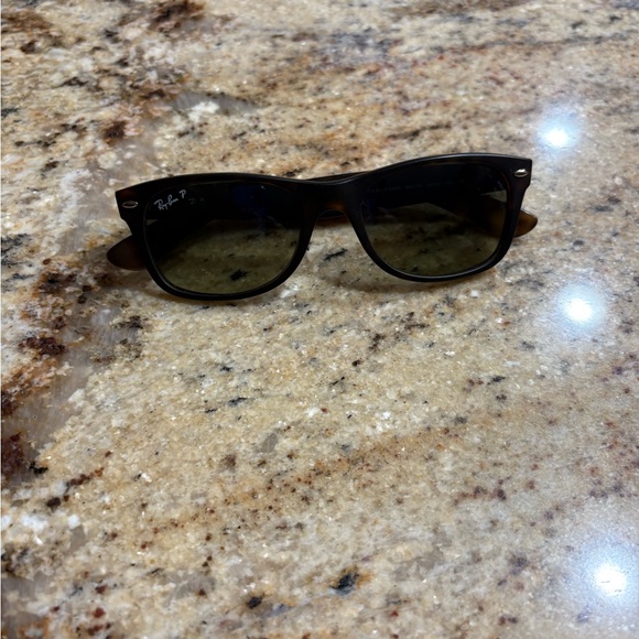 Ray-Ban Tortoise Shell Sunglasses - Picture 3 of 9